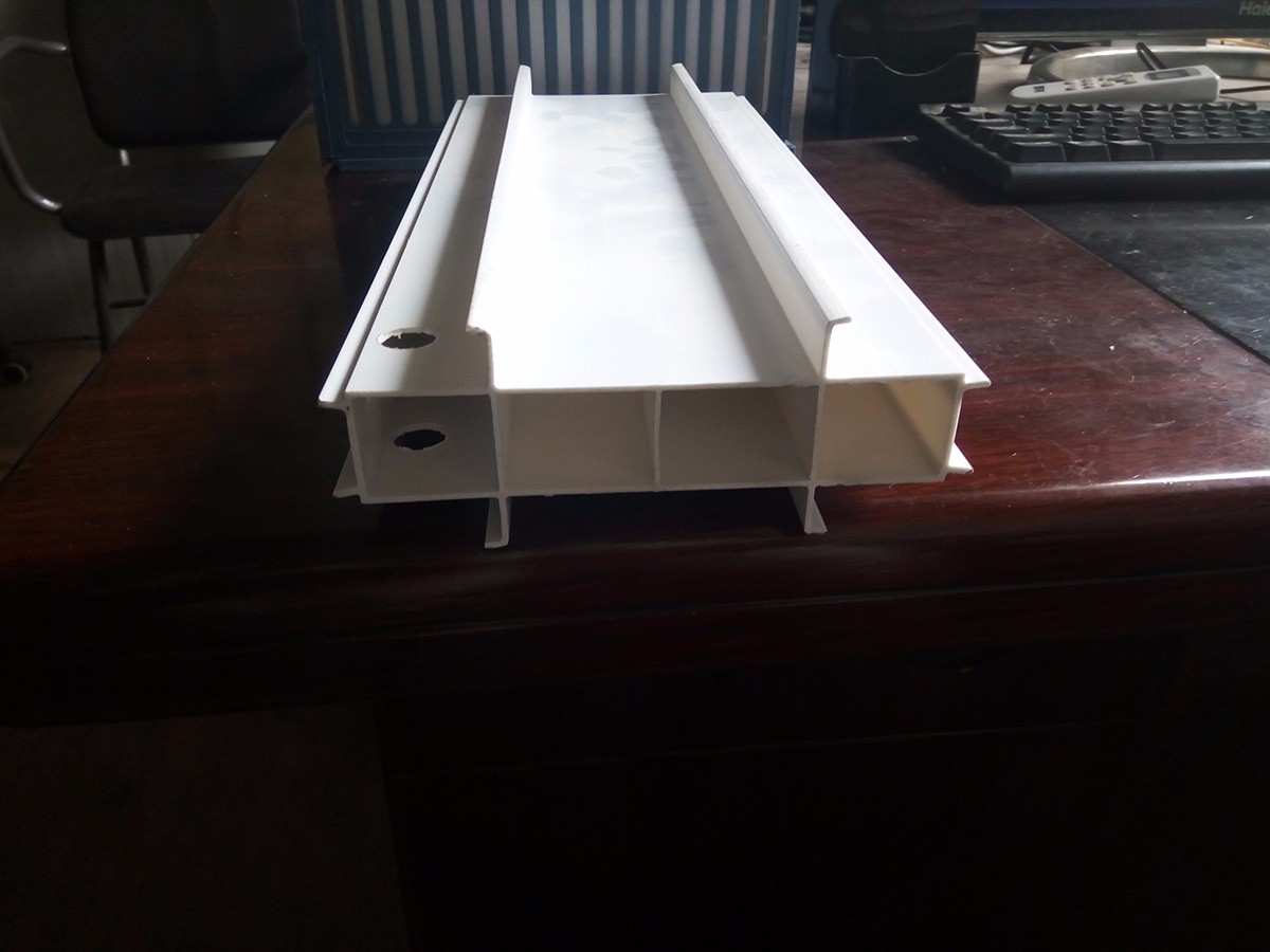 广东立面拉缝板 (1)150MM宽拉缝板